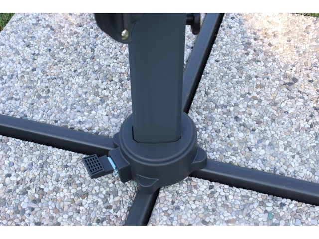 Ombrellone darwin antracite palo laterale 3x3 telo ecru