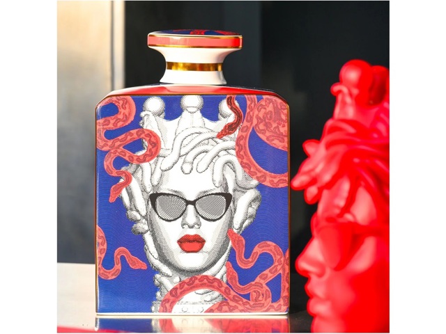 Sagrada familia, bottiglia rettangolare 3,5 lt la vipera